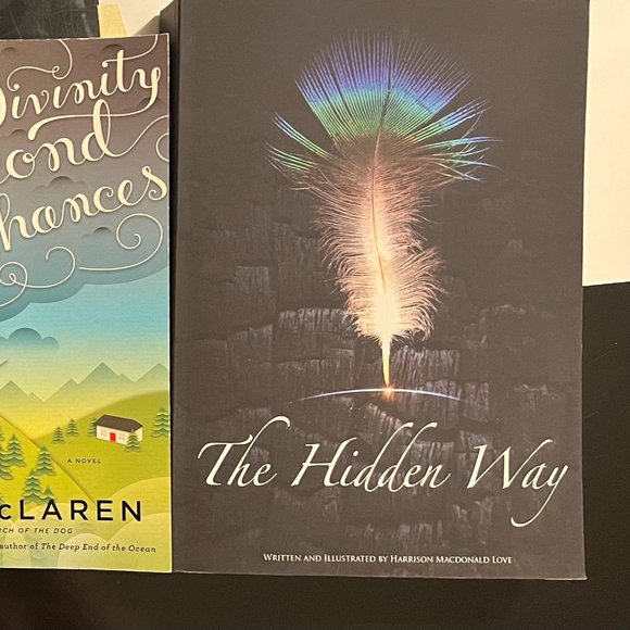 Books - Picture 4 of 4